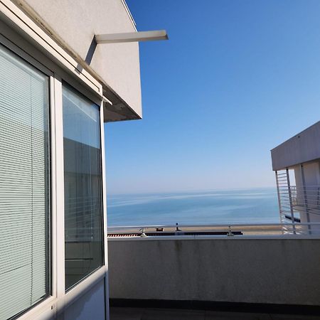 Residence Ambra Lido di Jesolo Bagian luar foto